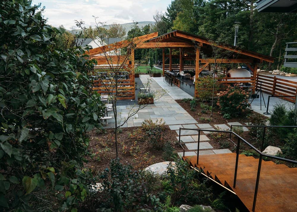 Crooked Ram - The Yard Outdoor Dining