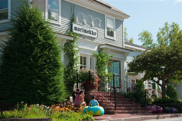 Marimekko Outlet - Summer Exterior