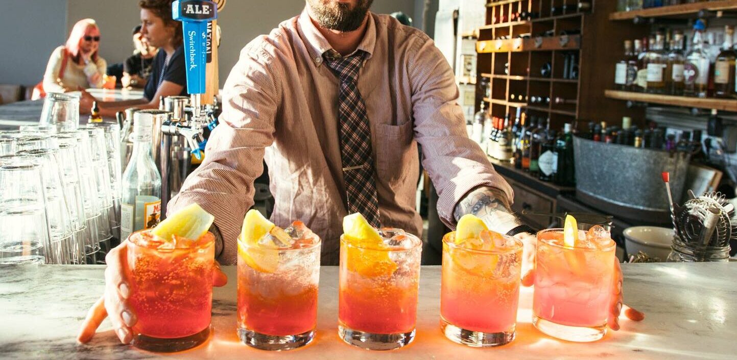 Oak 45 Cocktails in Sun