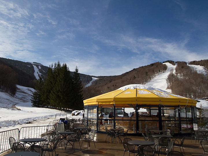 Roaring Brook Umbrella Bar - Winter