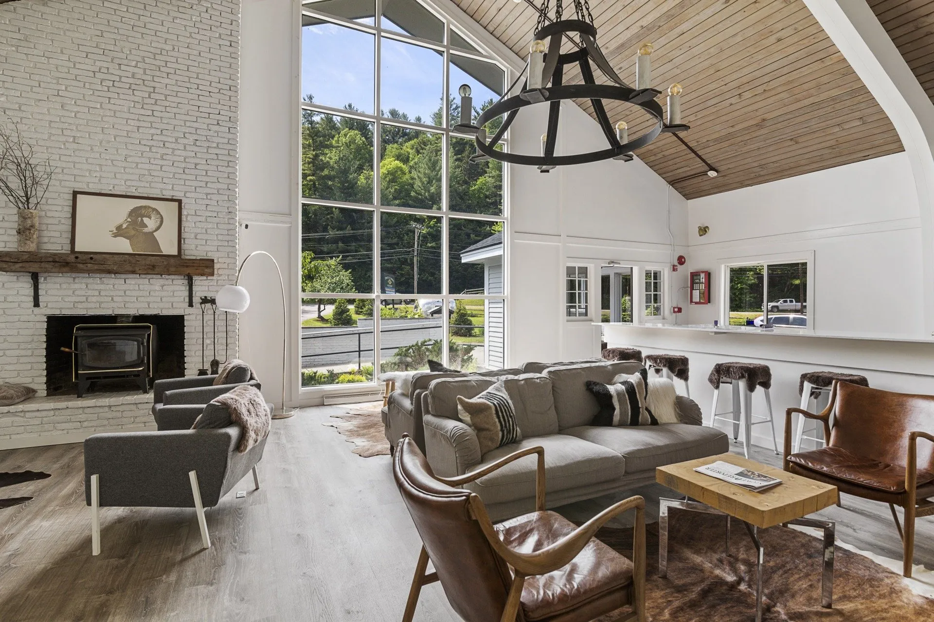 Town & Country Stowe - Lobby and Entrance